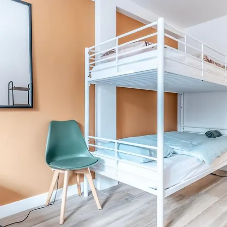 Apartament Serenity House, Parking, Near Metro 7 Villejuif